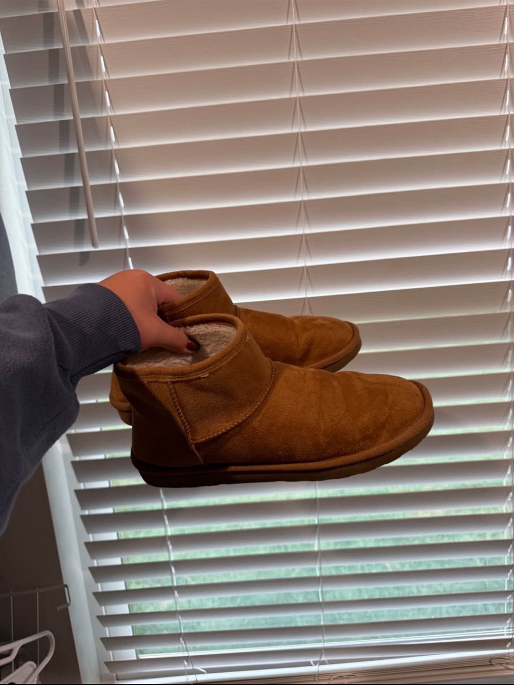 Cozy Slip-On Winter Boots - Brown